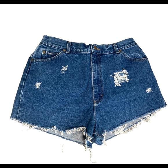 LEE Vintage Distressed High Rise Cutoffs Frayed Edge 13” Rise Daisy Dukes - Picture 1 of 3